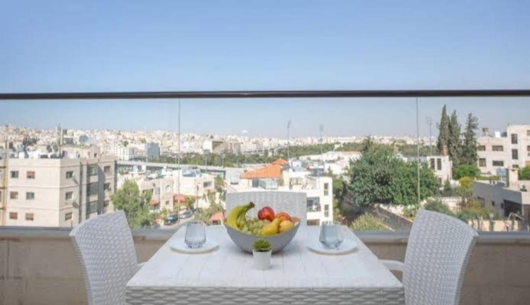 Triple A Hotel Suites 安曼 外观 照片